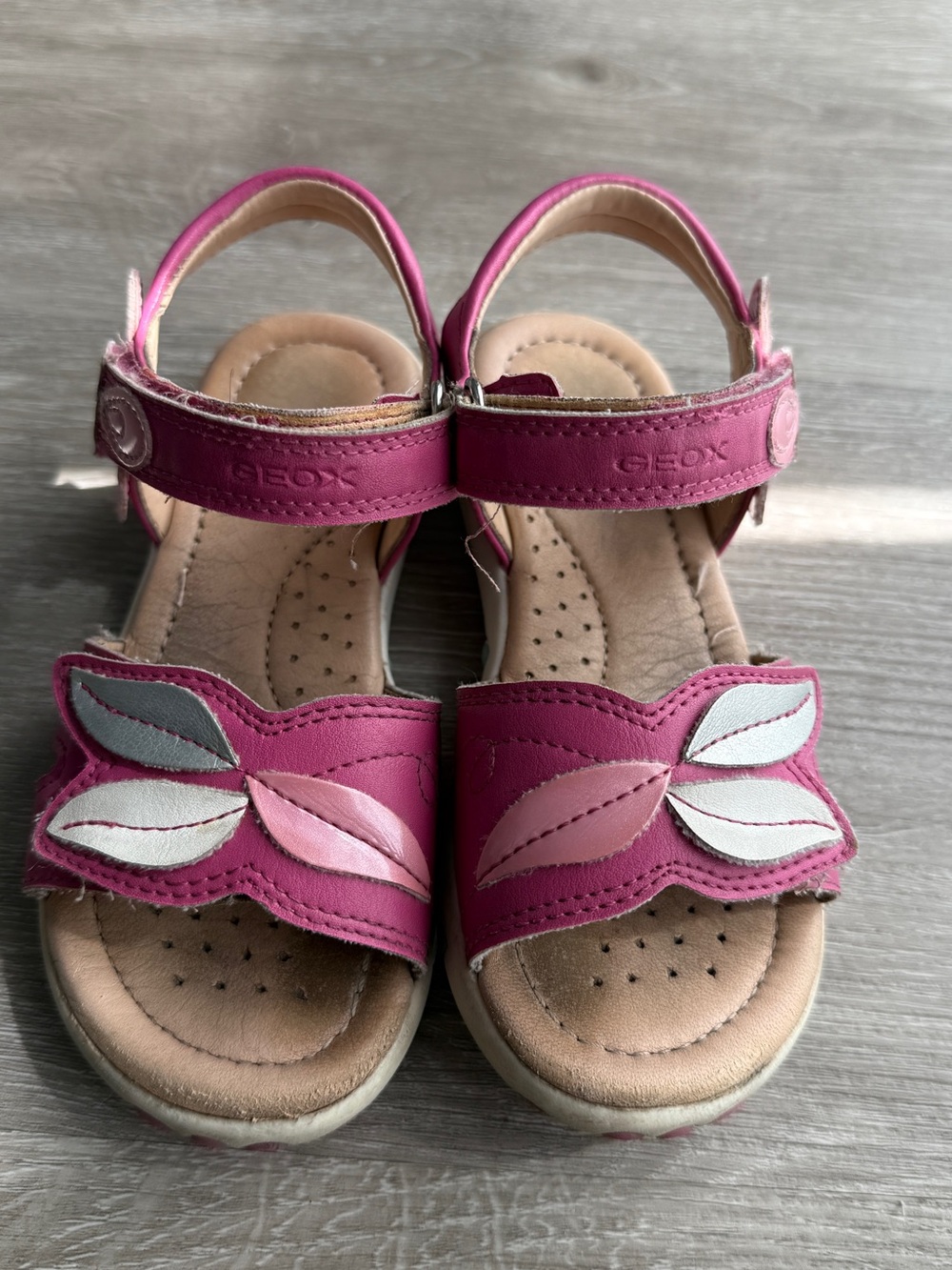 Geox Girls Pink Leaf Applique Sandals